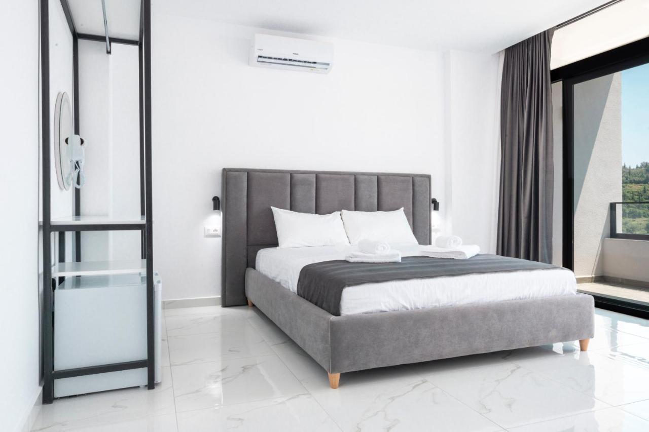 Wait 'N Sea Hotel Himare Buitenkant foto