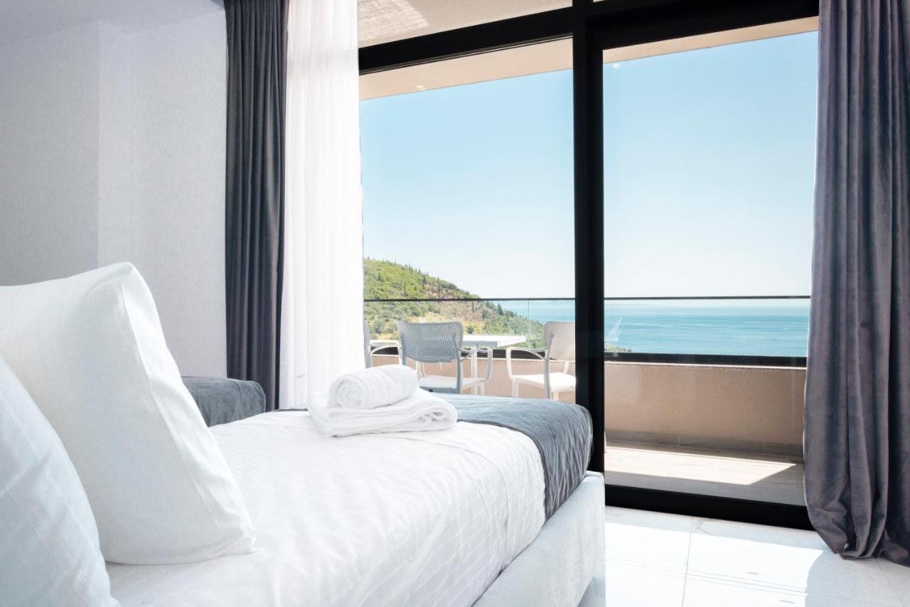 Wait 'N Sea Hotel Himare Buitenkant foto