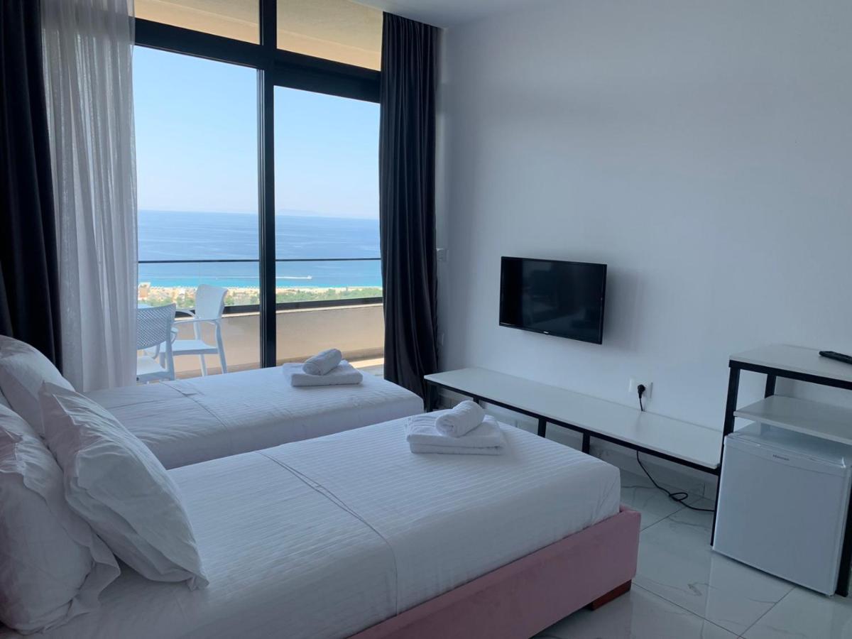 Wait 'N Sea Hotel Himare Buitenkant foto