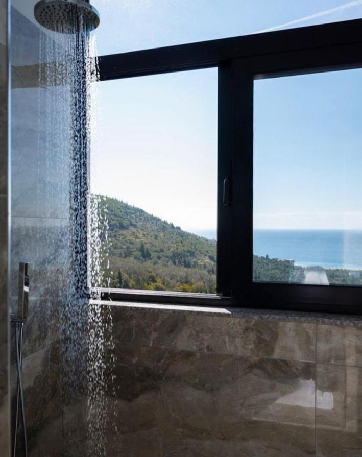 Wait 'N Sea Hotel Himare Buitenkant foto