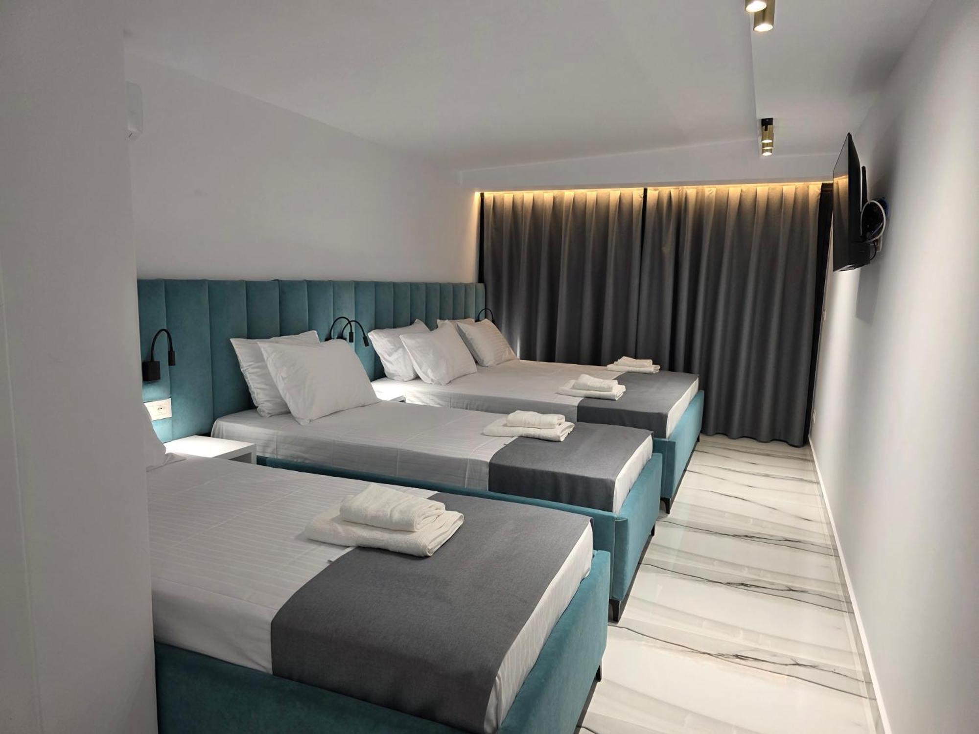 Wait 'N Sea Hotel Himare Buitenkant foto